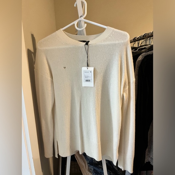 Theory feather cashmere sweater - Picture 2 of 7